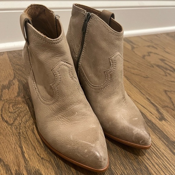 Frye Shoes - Frye Reina Womens Boots Size 8.5 Tan Leather Western Ankle Block Heel Side Zip
